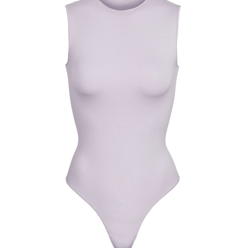 ESSENTIAL CREW NECK SLEEVELESS BODYSUIT (IRIS)
